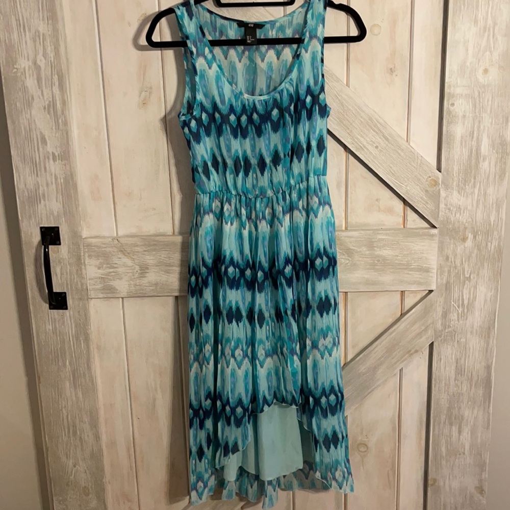 H&M blue patterned high low dress